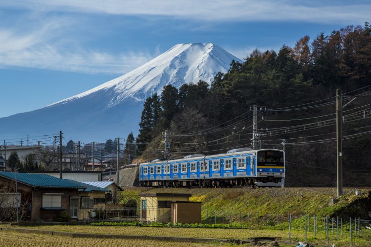 絶景を楽しむ、山梨県の鉄道・電車の旅