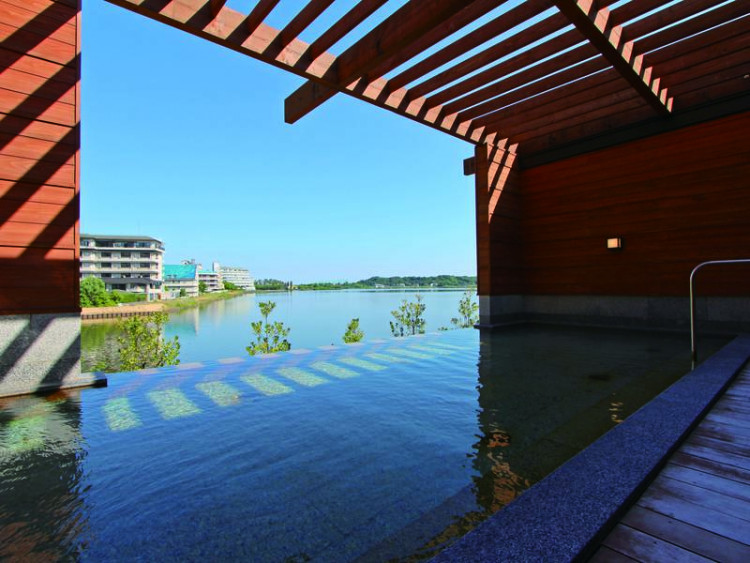豊かな海の恩恵が得られる石川県の温泉宿