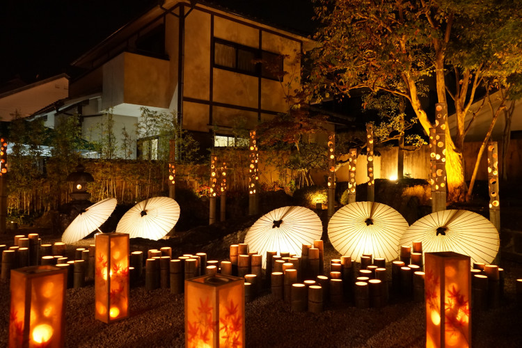 8月は大分県へ 幻想的な風景の夏祭り ゆこたび