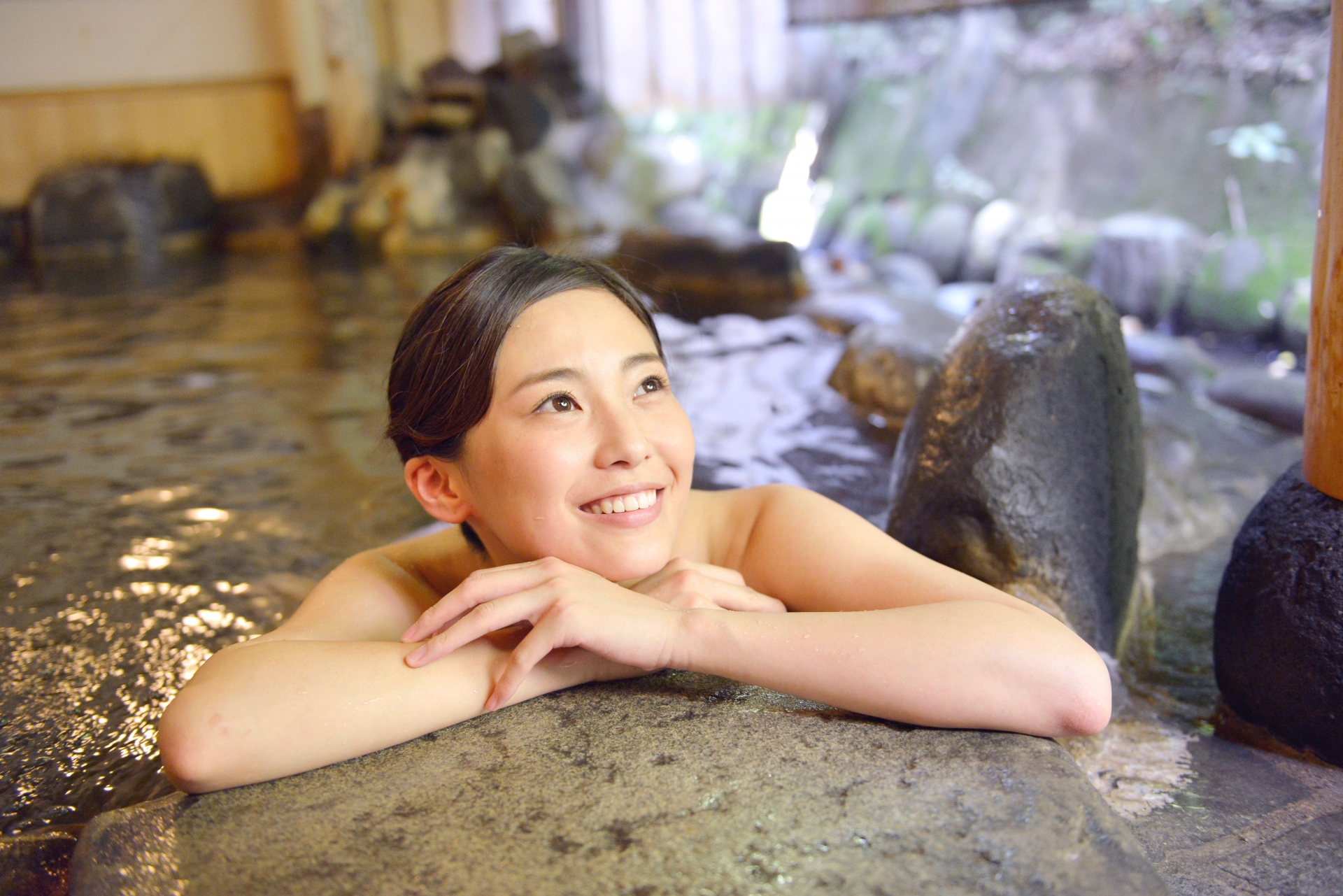 滋賀県で日帰り温泉！かけ流しや岩盤浴！安く利用！