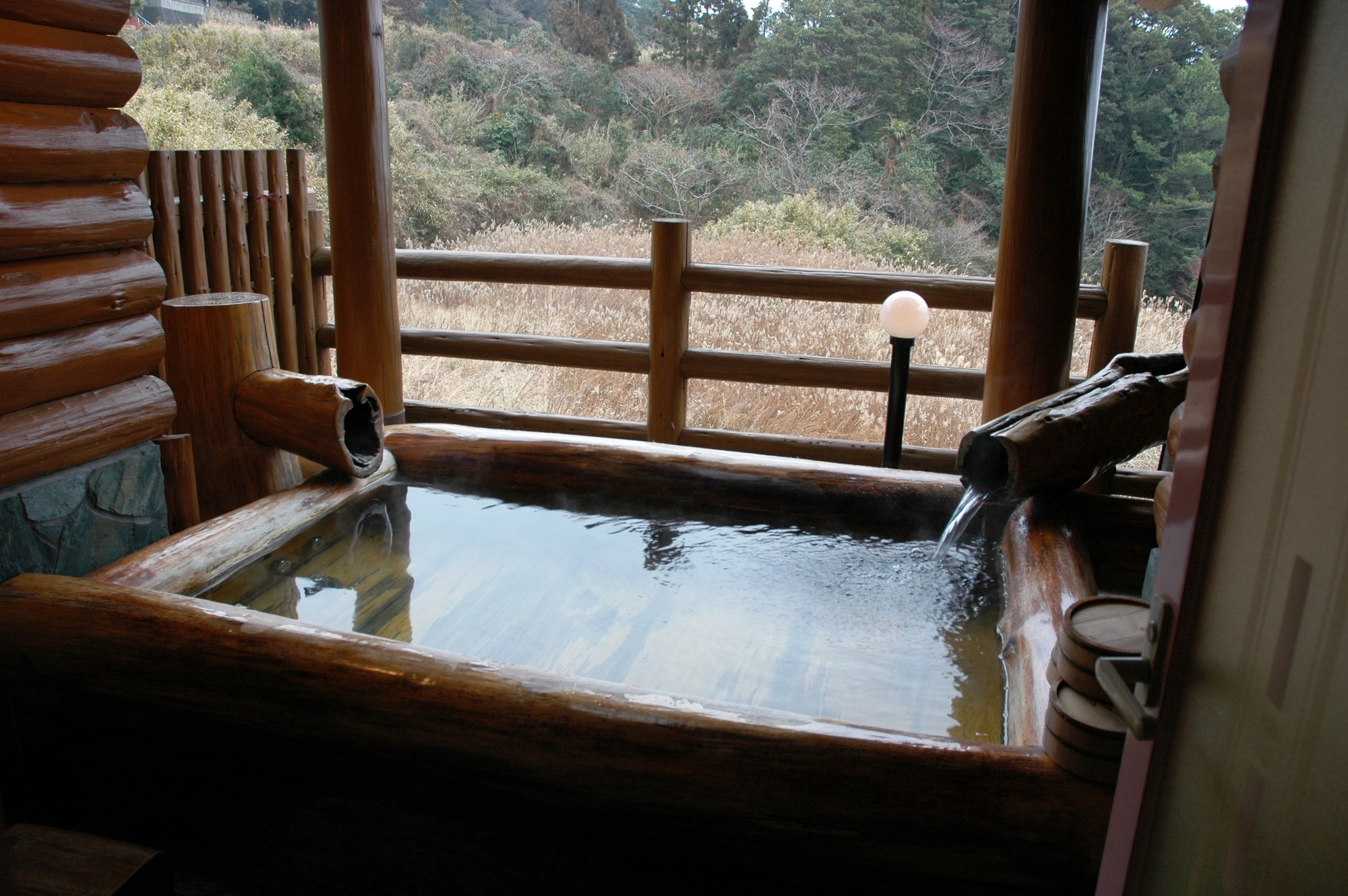 徳島県の魅力的な日帰り温泉 美味しいランチ 綺麗な温泉街 ゆこたび