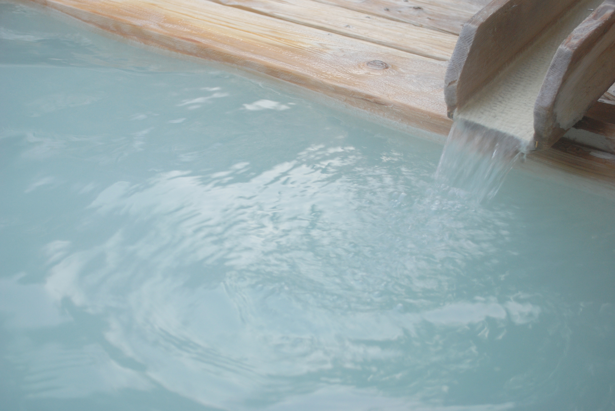 滋賀県で日帰り温泉 かけ流しや岩盤浴 安く利用 ゆこたび