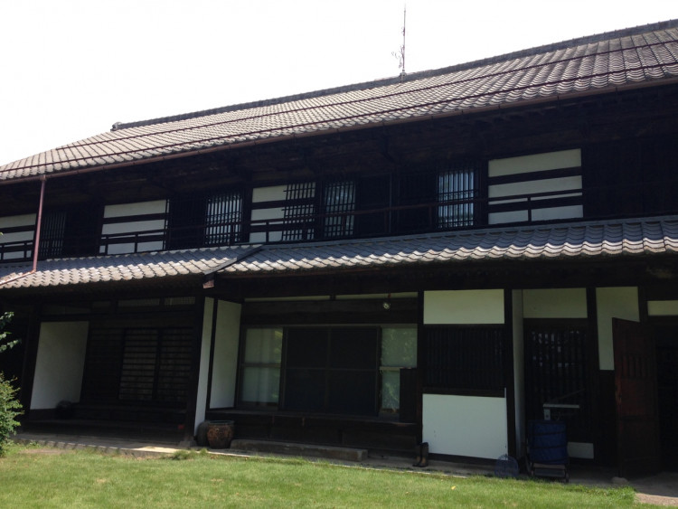 蔵屋敷