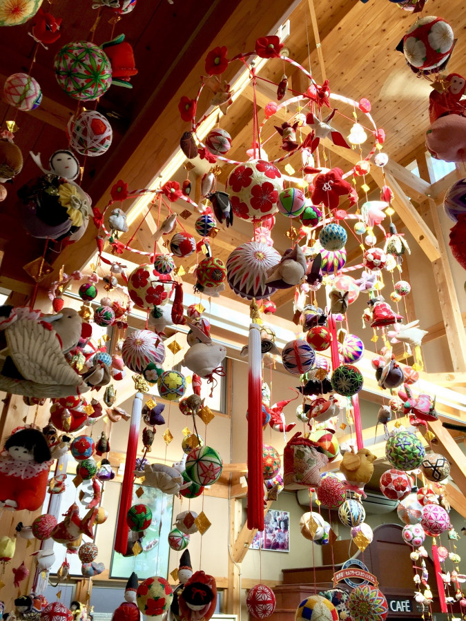 季節・歳時記】雛祭りなら、日本三大吊るし飾りの1つ「柳川雛祭りさげ