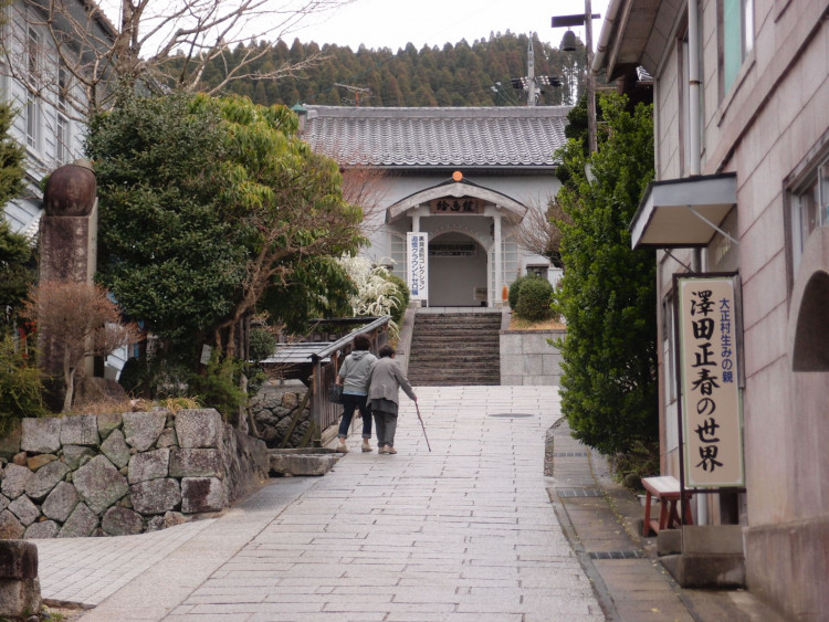 日本大正村は大正時代の建築や街並みをそのまま保存