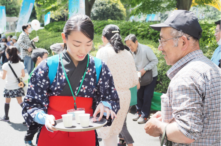 狭山新茶をお召し上がりください