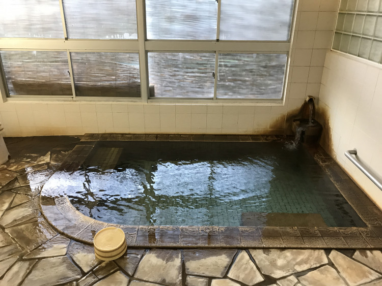 源泉かけ流しの風呂