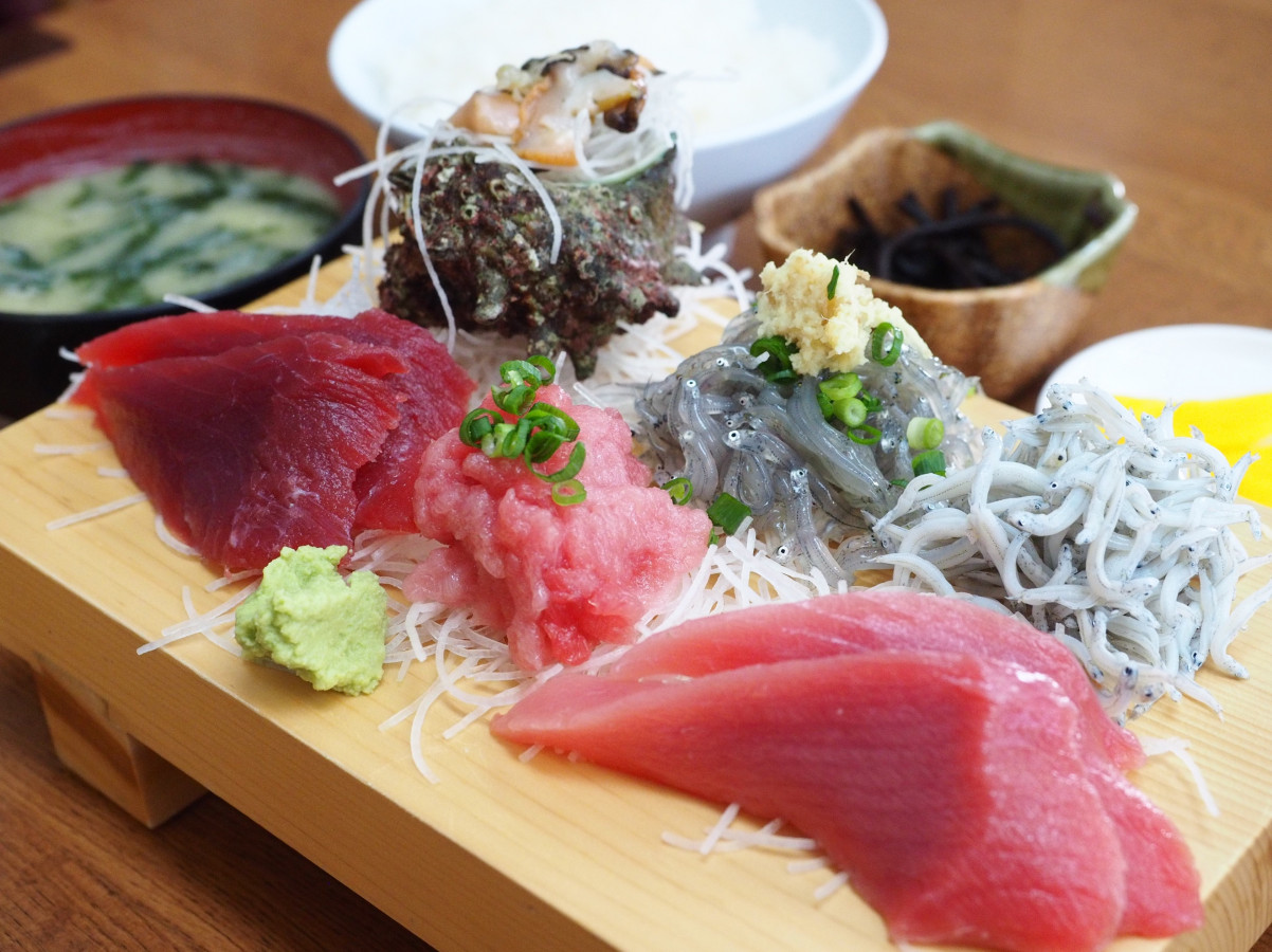 お刺身定食（上）