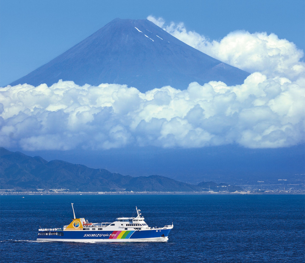 駿河湾フェリーで富士山を眺めながら、渋滞知らずの伊豆旅行へ。