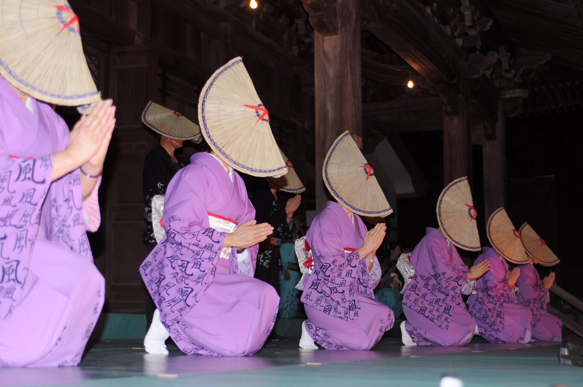 【お祭り】「越中おわら風の盆」日本の夏の終わりを感じさせる哀愁の舞