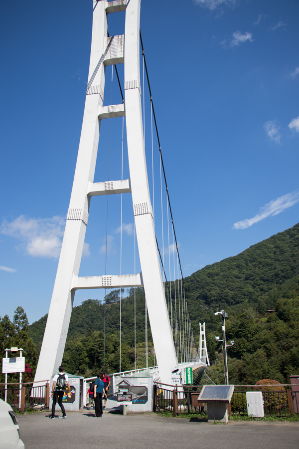 ご当地ライター 関東最大級の鍾乳洞 吊り橋 森の体験館 群馬県上野村で遊ぼう ゆこたび
