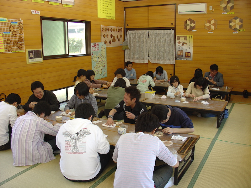 箱根湯本「本間寄木美術館」で箱根発祥の伝統工芸にふれる