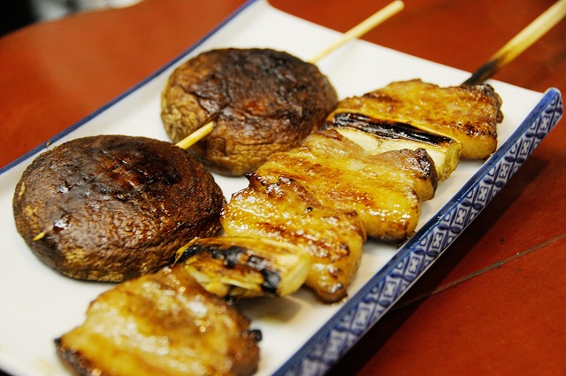【草津で食べ歩き】湯畑近くで楽しめる！ 絶品グルメ7選