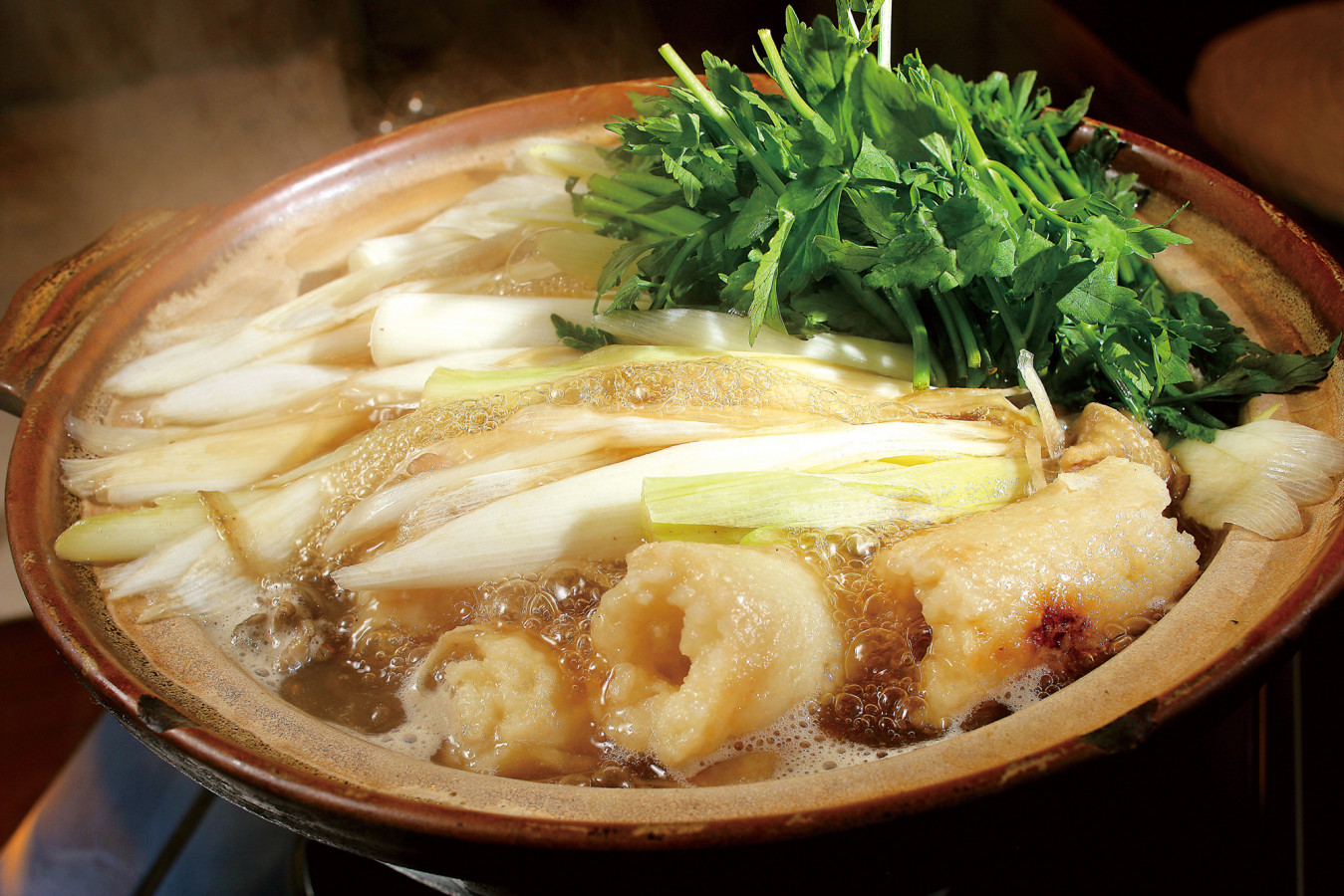 秋田の郷土料理 きりたんぽ鍋 美味しさの秘密とは ゆこたび
