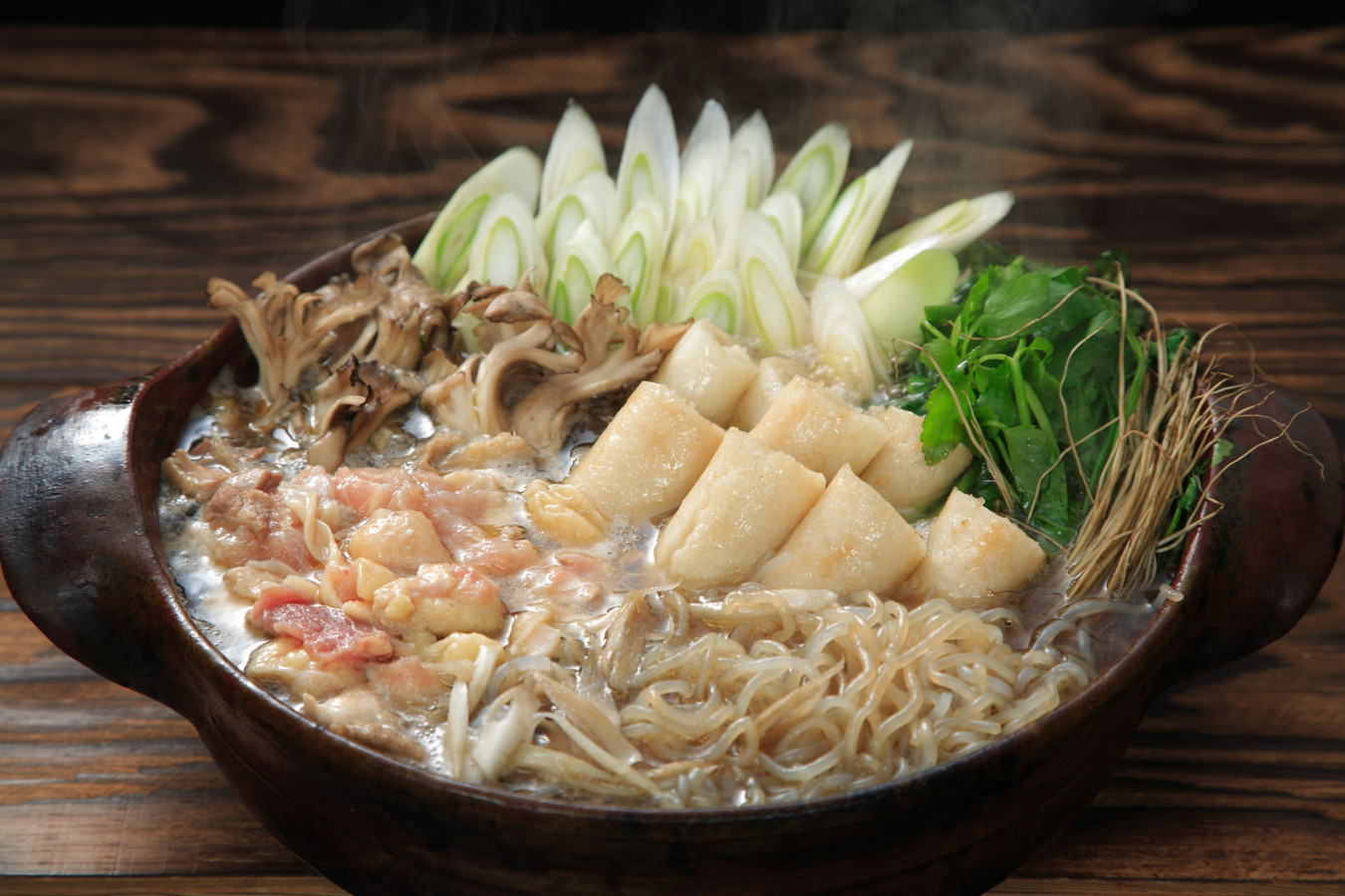秋田の郷土料理「きりたんぽ鍋」、美味しさの秘密とは？