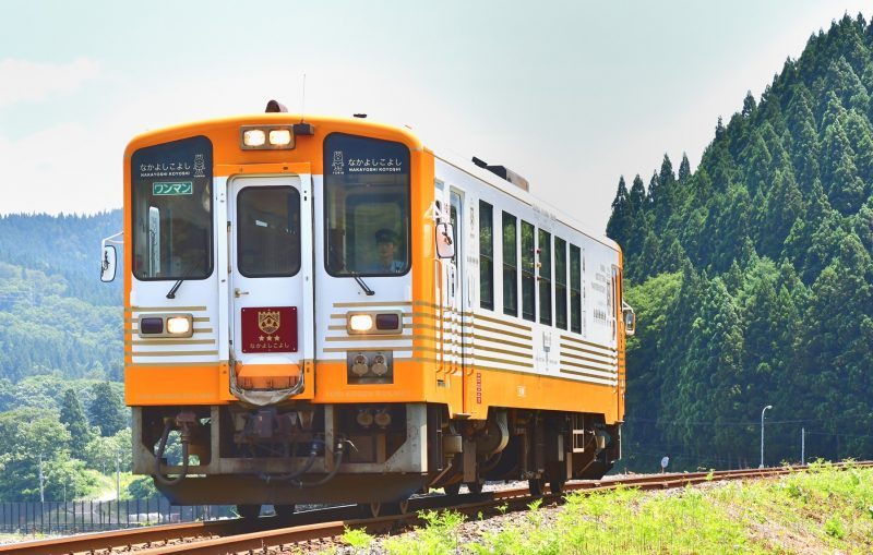 秋田県のローカル列車 由利高原鉄道 を楽しむ ゆこたび