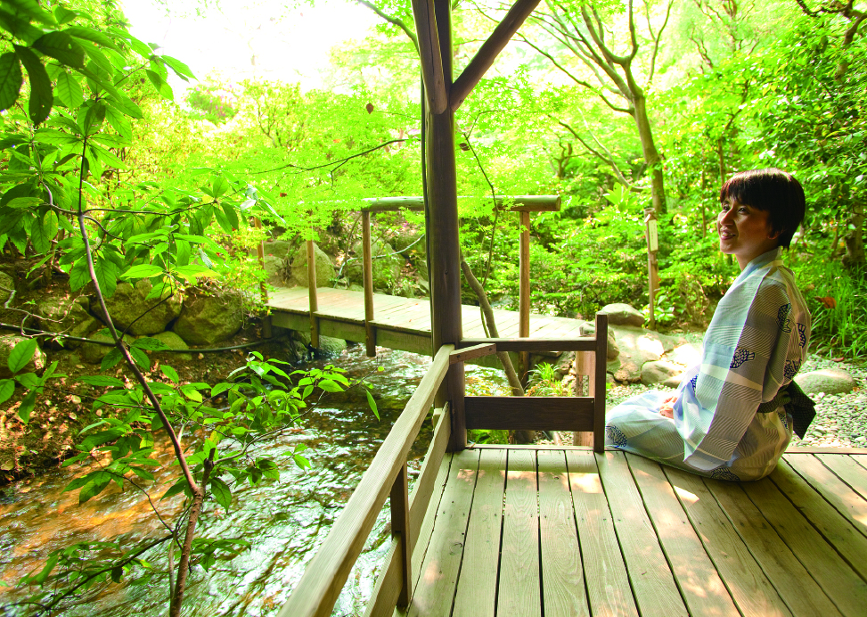 ゆかりの地で同じ気分を。文豪・著名人が愛したホテル・温泉宿５選